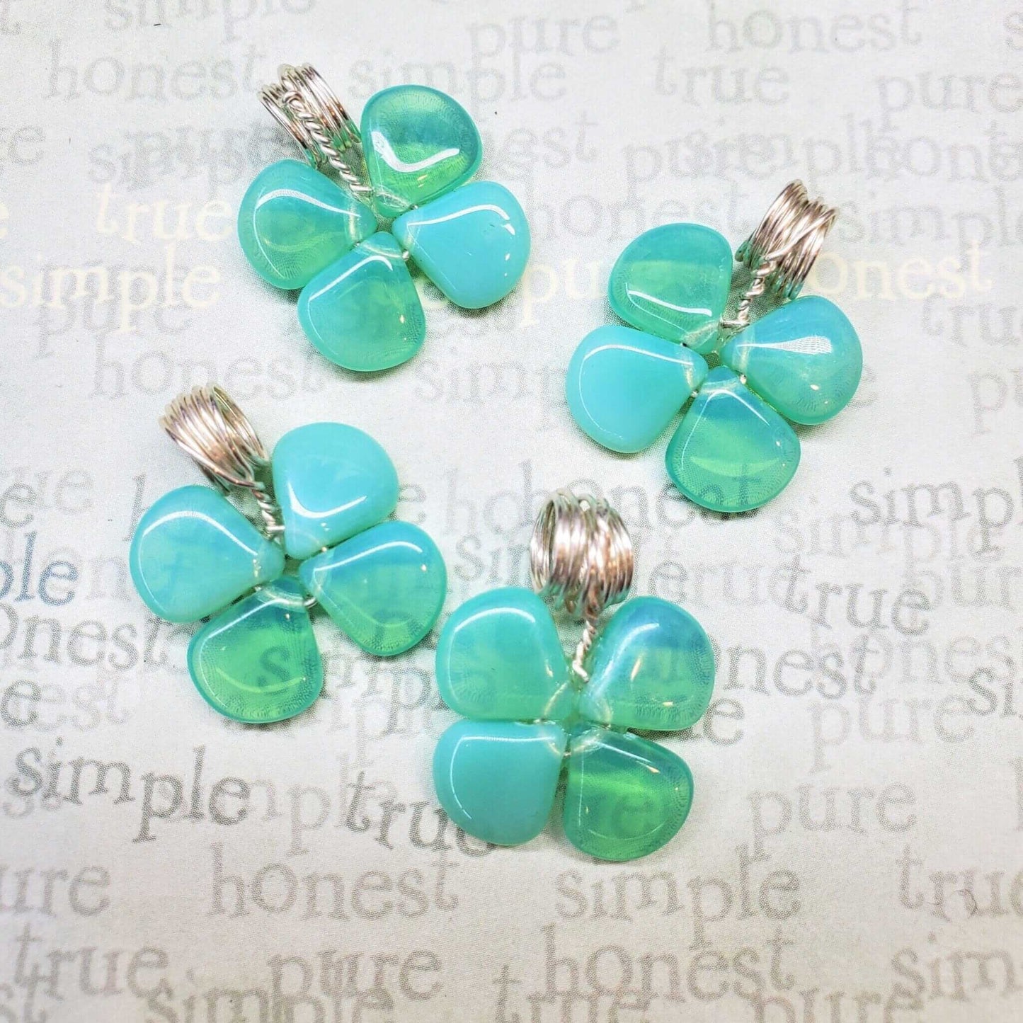 Mint Green Beaded Clover Necklace