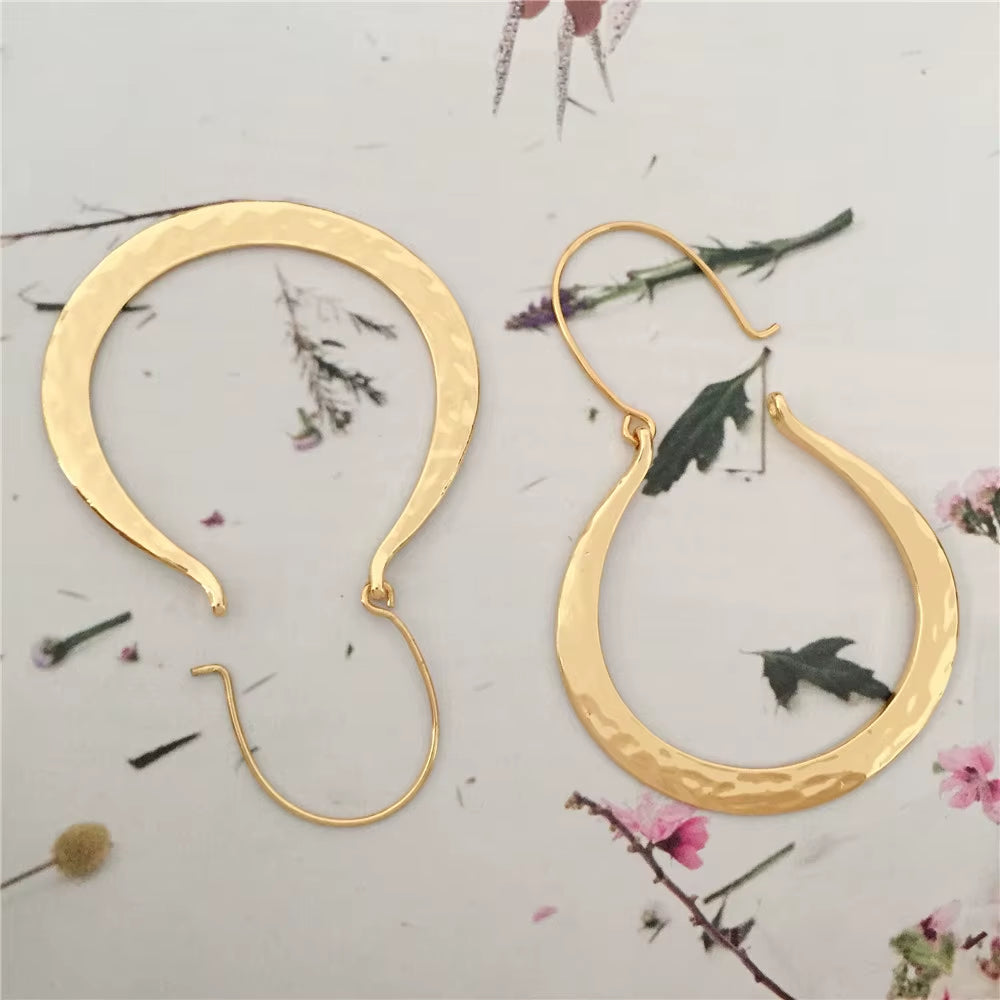 New Vintage Golden Hoop Earrings for Women Female Korean Metal Unusual Geometric round Drop Earring Trendy Jewelry