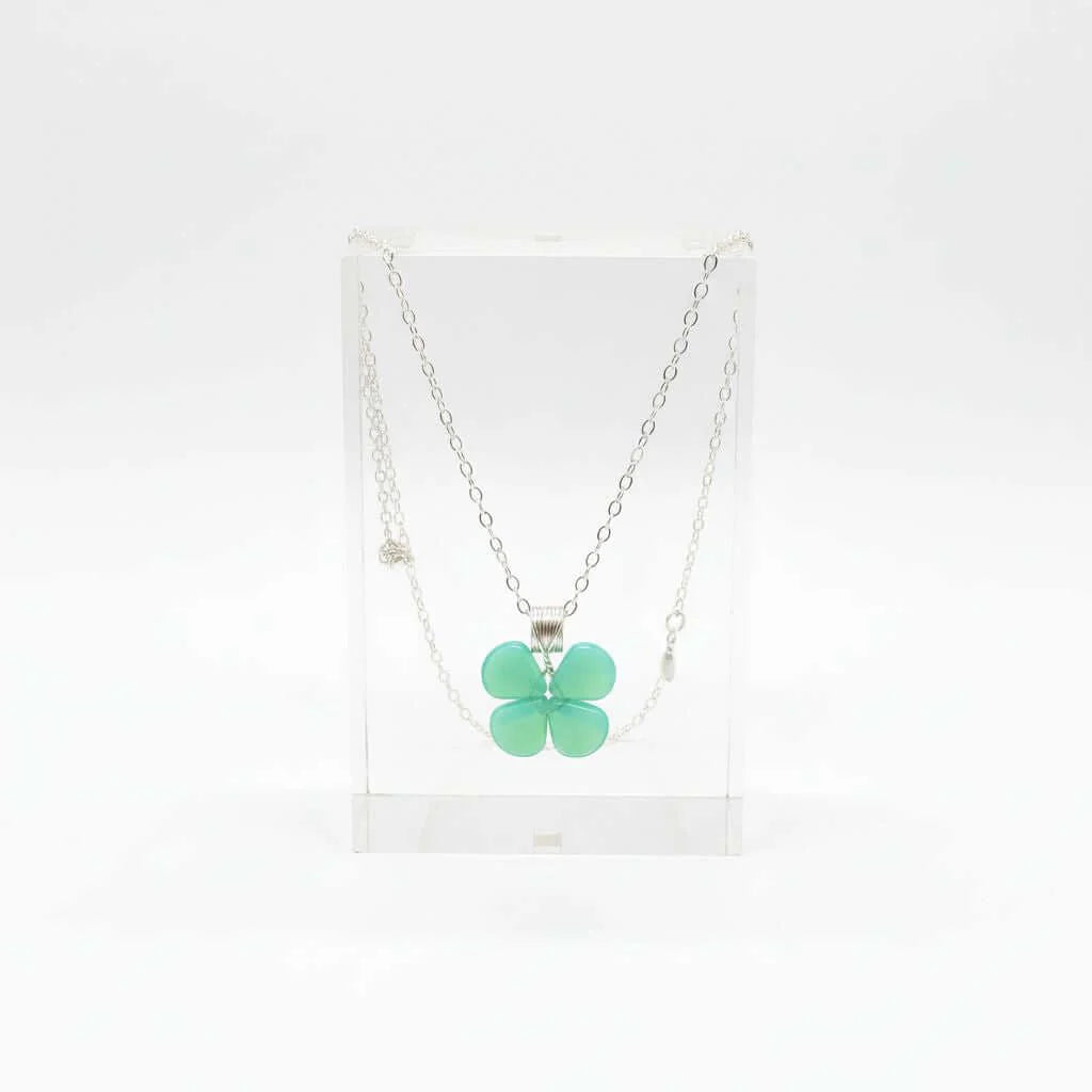 Mint Green Beaded Clover Necklace