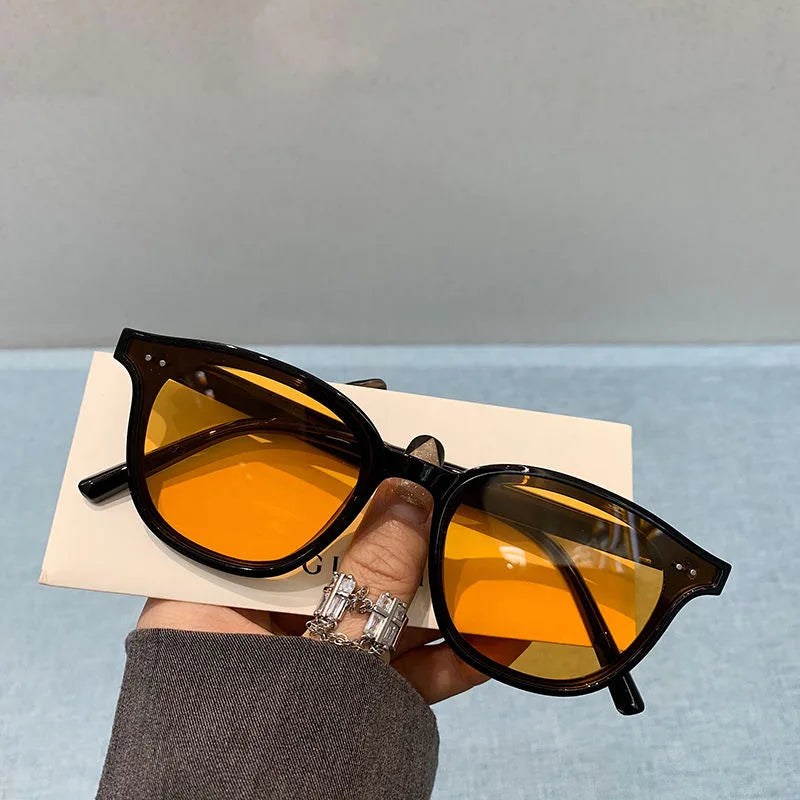 Luxury Unisex Square Sunglasses with Yellow Lenses - Timeless Retro Style for Men and Women